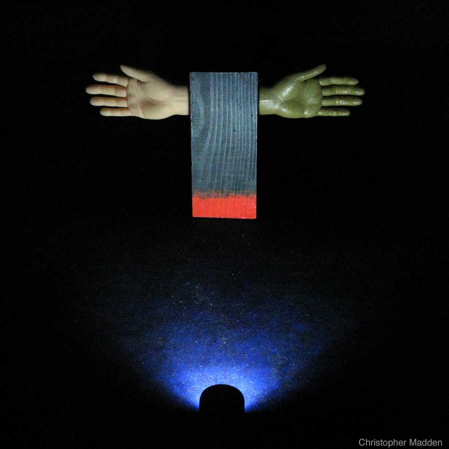 Contemporary art sculpture – cross Contemporary art sculpture – cross